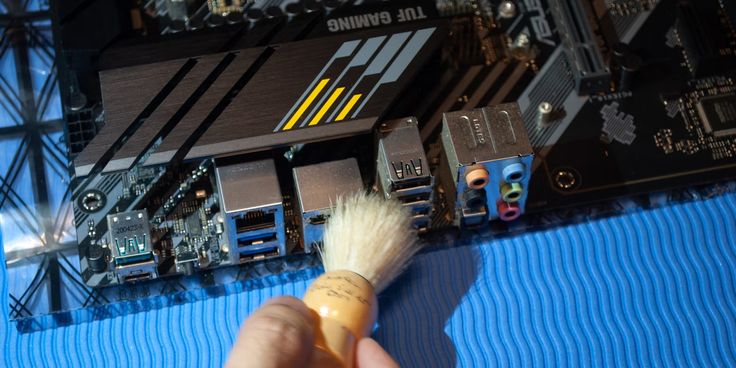 Cleaning Hardware